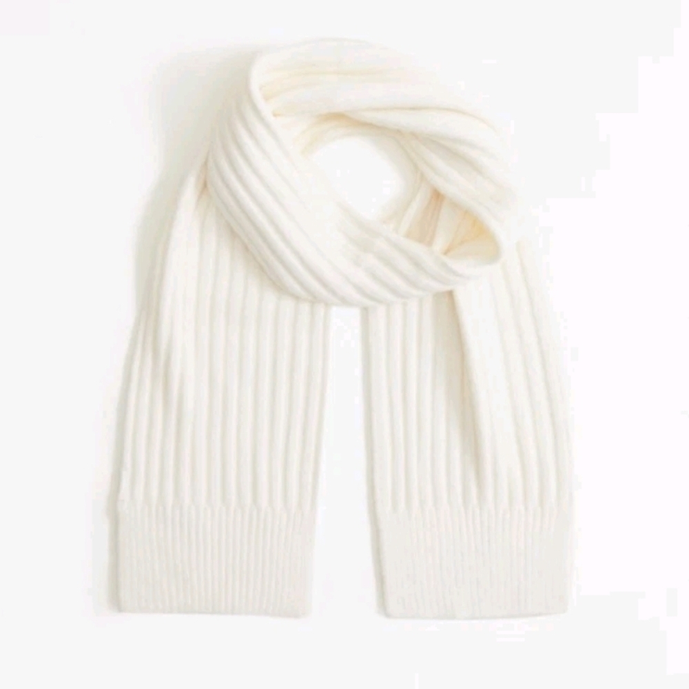 Abercrombie & Fitch A&F Cream texture knit Pattern Scarf  95" Length, 9" width